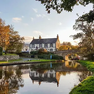 The Bridge **** Ratho