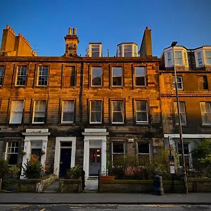 Valentine Centre Hotel