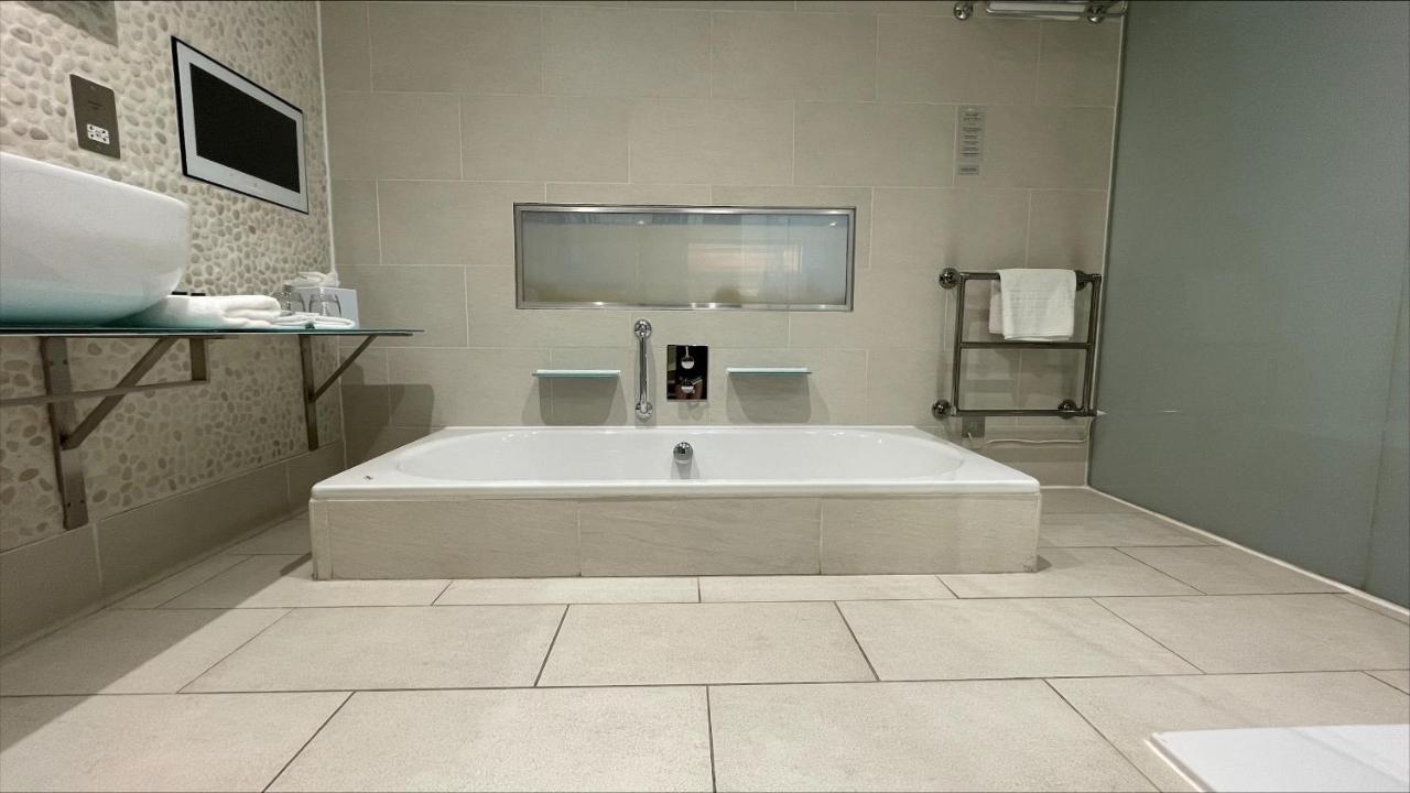 Le Monde Hotel Edinburgh, United Kingdom